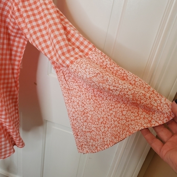 St. John's Bay plaid top - Large - Picture 2 of 7